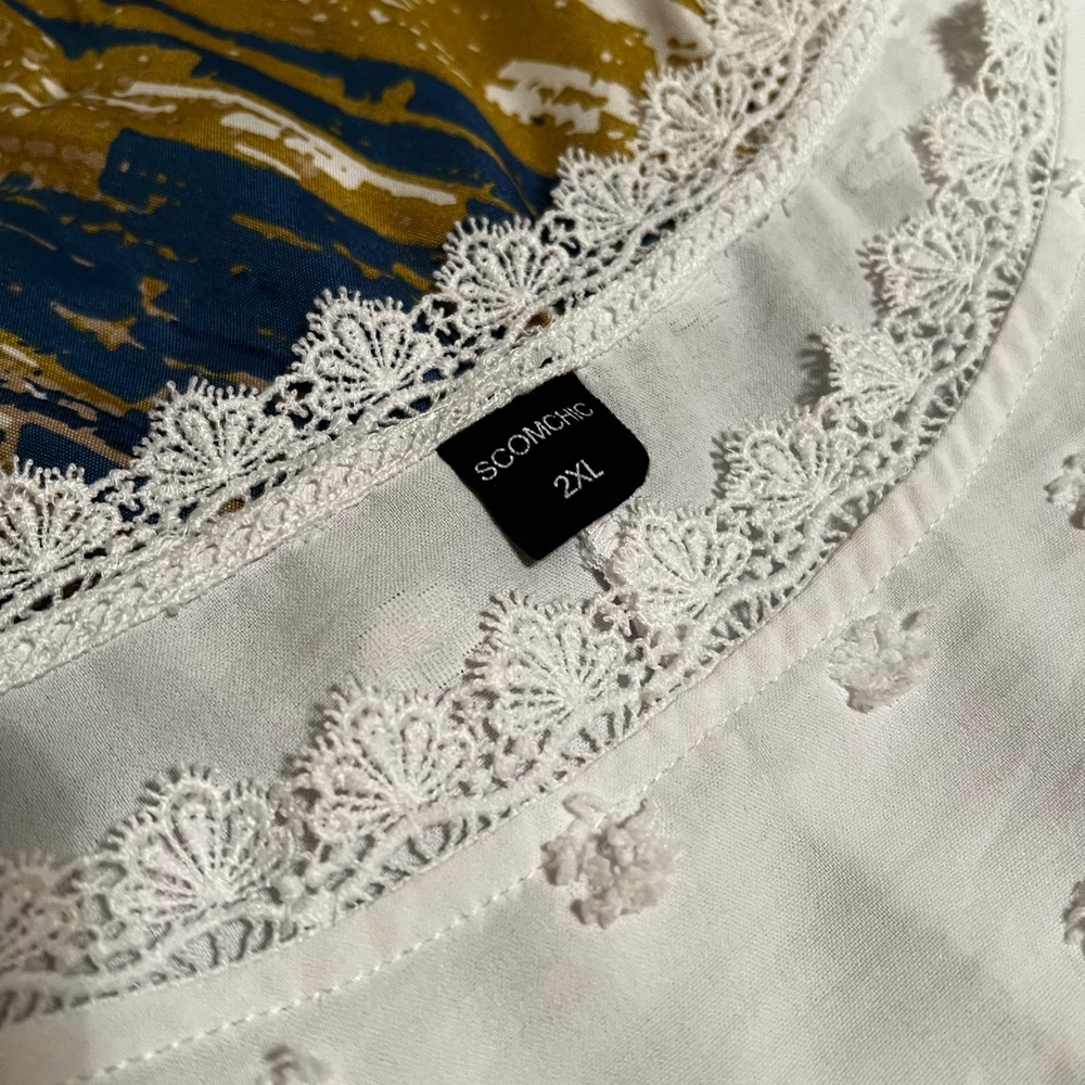 Cream Ruffled Relaxed Blouse - Picture 2 of 4